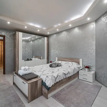- A Brand New Luxury & Comfy. Apartment Asenovgrad