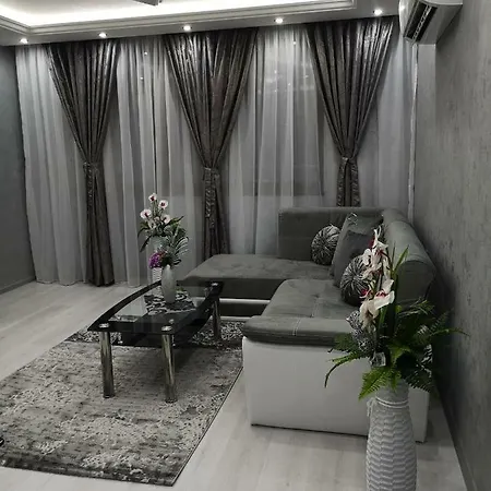 Апартамент - A Brand New Luxury & Comfy. *